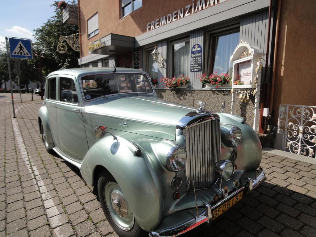 Hotel Gasthaus Hirsch Baden-Baden Exterior foto